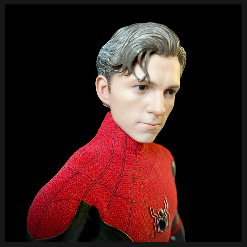 Hot Toys Spider-Man: Far From Home Action Figure - 1:6 Scale